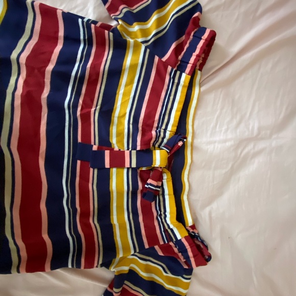 On/off shoulder Striped Blouse - Picture 4 of 5